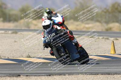 media/Dec-04-2025-Racers Edge (Thu) [[5ebc9f124d]]/3-B Group/1-Session 1 (Turn 7)/